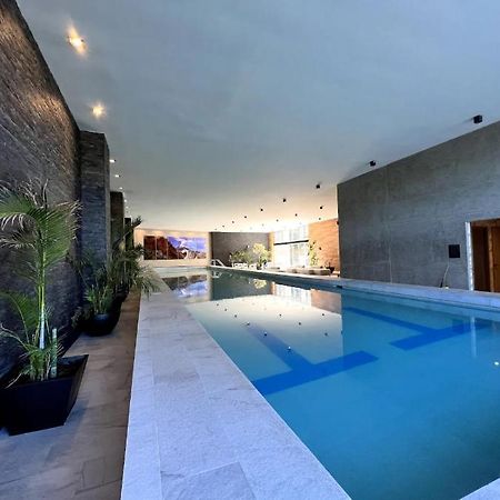 Luxury 3Br Apartment W Pool, Spa & Stunning Views 푸에블라 외부 사진