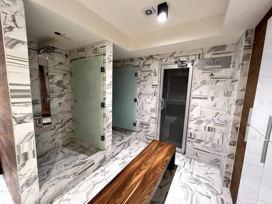 Luxury 3Br Apartment W Pool, Spa & Stunning Views 푸에블라 외부 사진