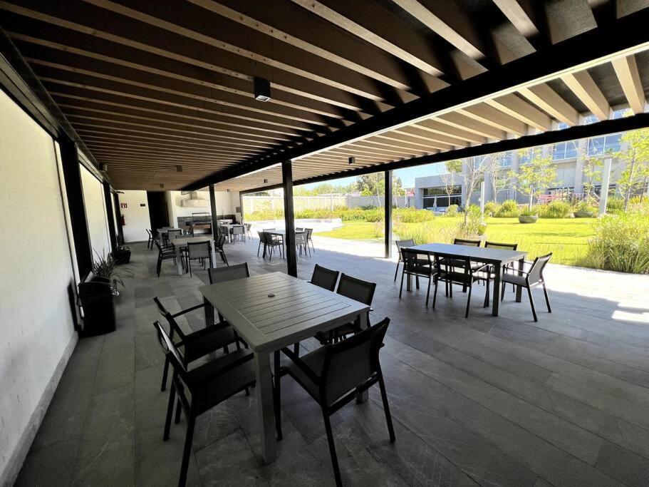 Luxury 3Br Apartment W Pool, Spa & Stunning Views 푸에블라 외부 사진