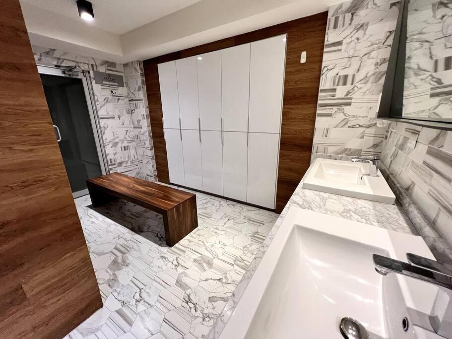 Luxury 3Br Apartment W Pool, Spa & Stunning Views 푸에블라 외부 사진