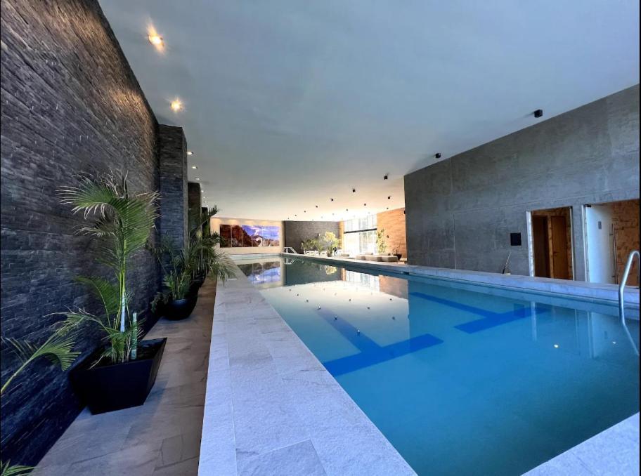 Luxury 3Br Apartment W Pool, Spa & Stunning Views 푸에블라 외부 사진